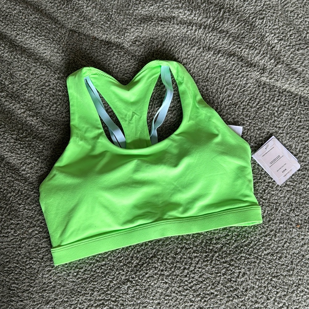 Fabletics medium impact sports bra